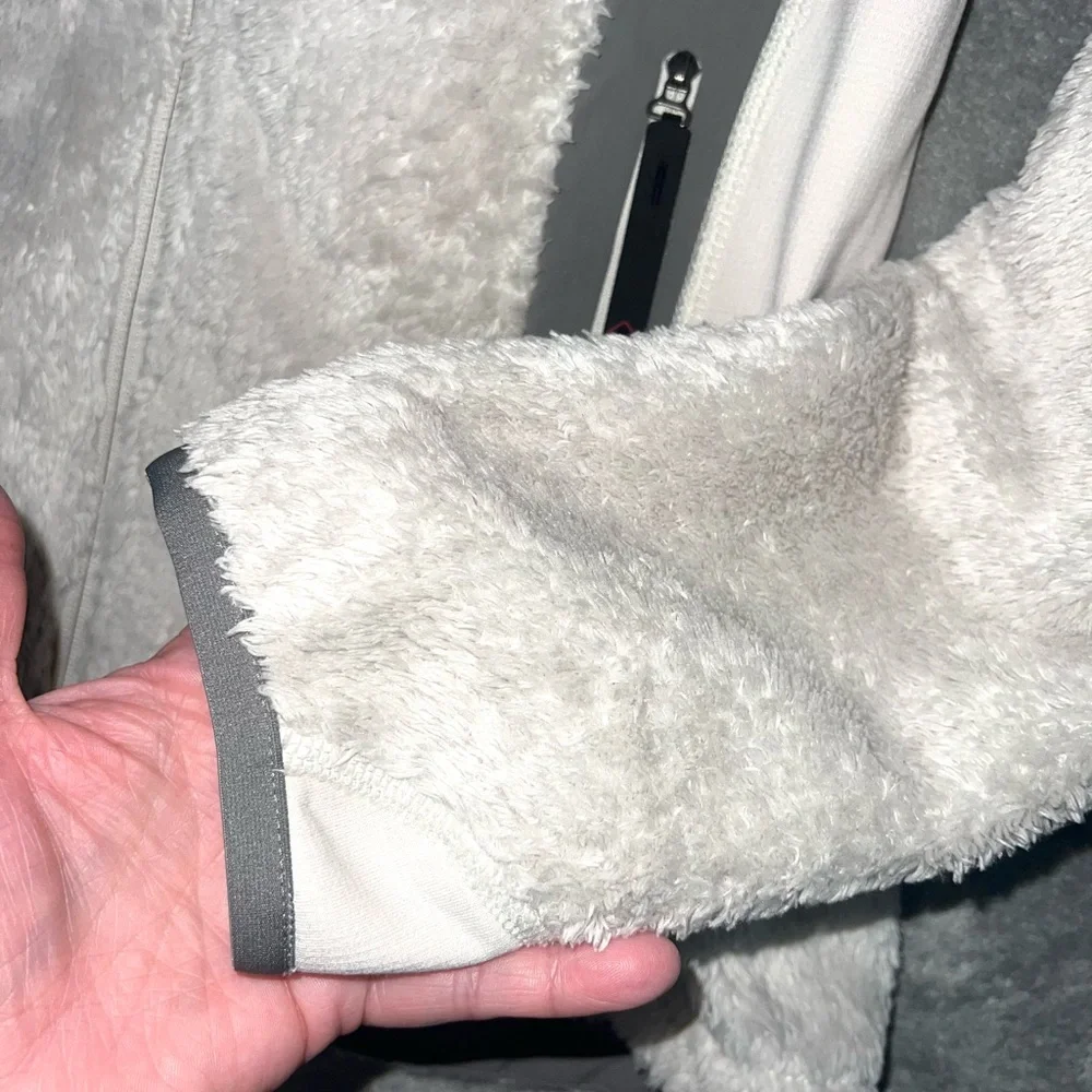 Adidas ClimaWarm Sherpa Fleece Jacket‎ Off-White Gray Women’s M